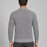 Vue de dos d’un cardigan homme gris clair chiné, avec col, poignets et ourlet côtelés.