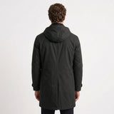 Manteau Long À Capuche Et Construction Superposée