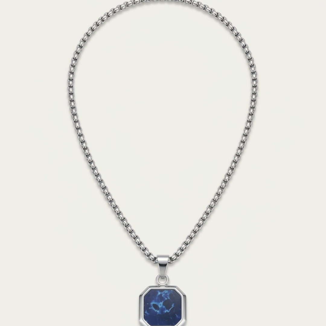 Collier À Pendentif Emblème Royal