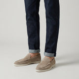 CELVOIR | LOAFERS DAIM TAUPE LÉGERS POUR HOMME