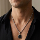 Collier À Pendentif Emblème Royal
