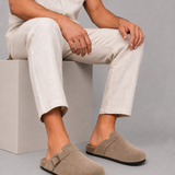 CELVOIR | SABOTS OUVERTS EN SUÈDE POUR HOMME