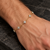 Bracelet Doré À Cinq Motifs Trèfle Et Zircones