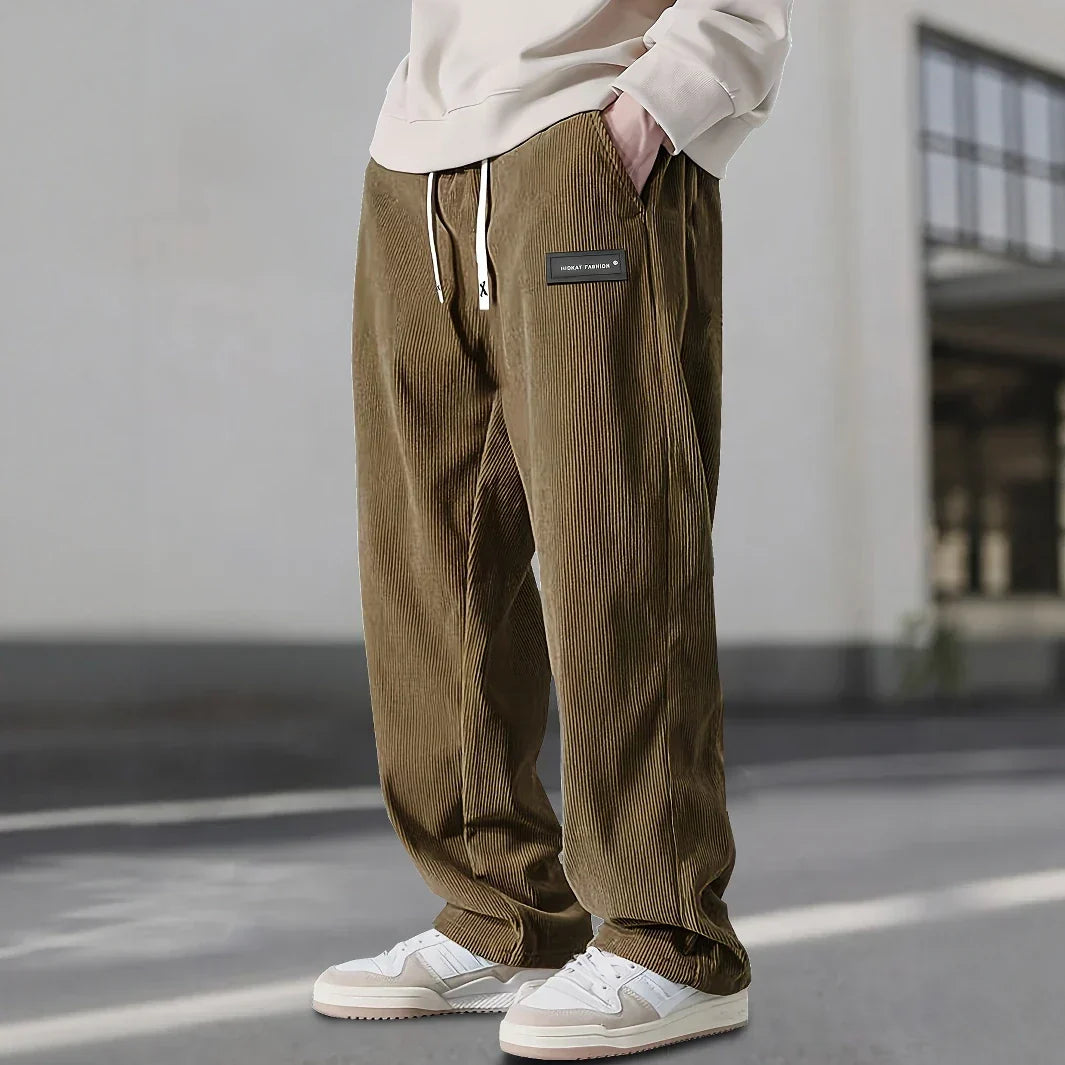 CELVOIR | PANTALON EN VELOURS CÔTELÉ POUR HOMME