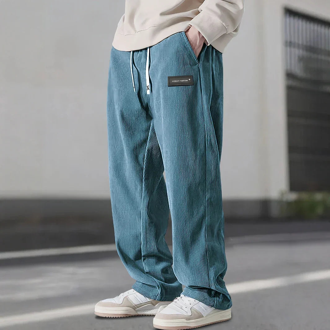 CELVOIR | PANTALON EN VELOURS CÔTELÉ POUR HOMME