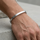Bracelet Minimaliste À Ligne Épurée