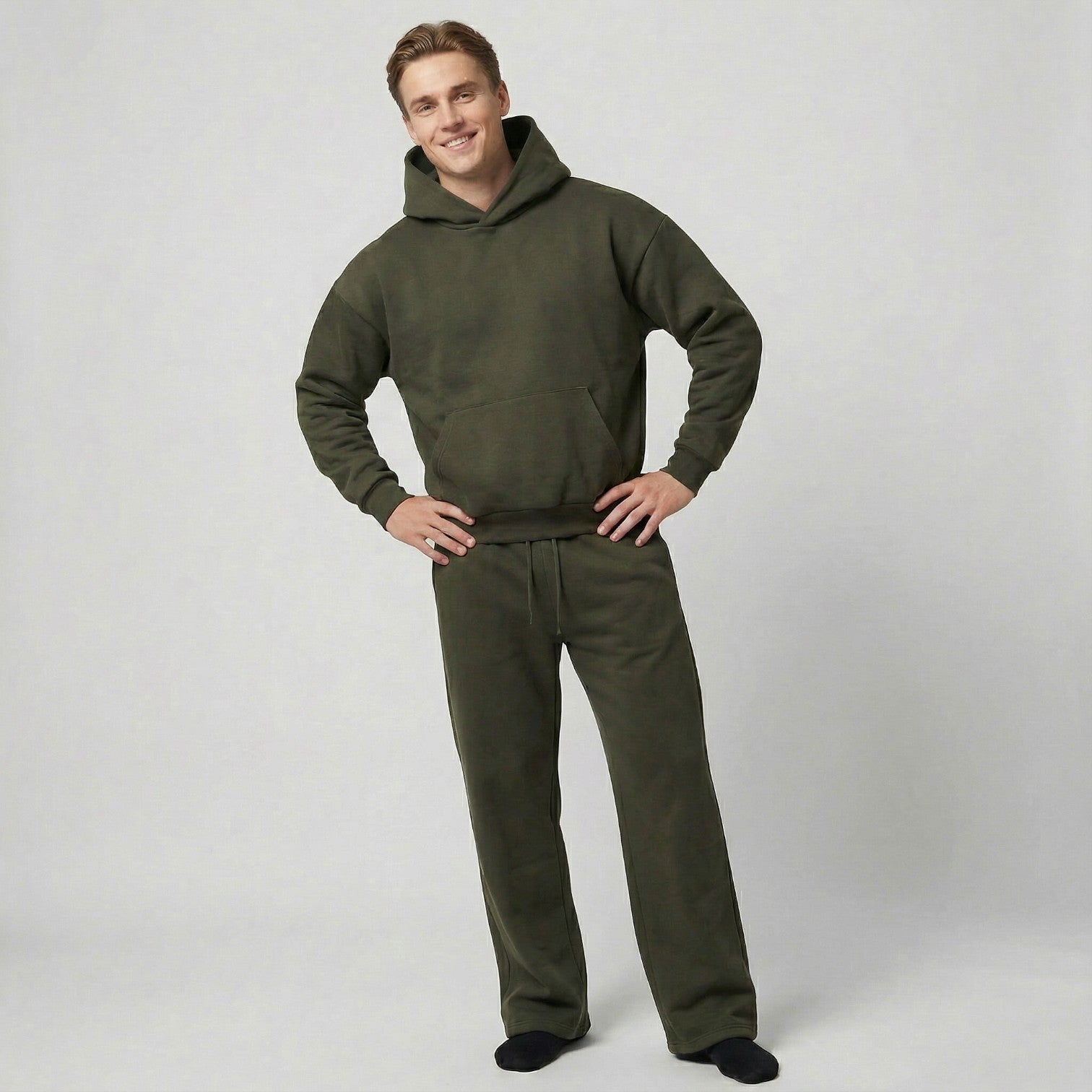 CELVOIR | ENSEMBLE HOMME SWEAT À CAPUCHE ET PANTALON MAILLE